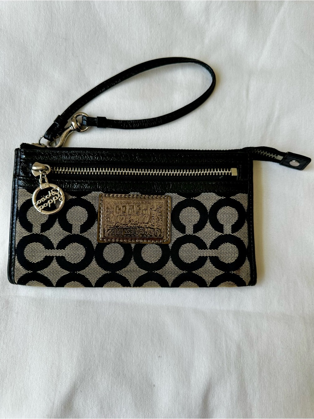 Coach Poppy Optic C’s Wristlet Black Silver Clutch